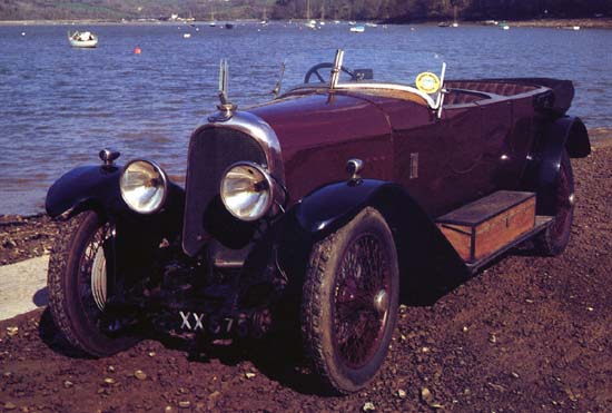 Voisin C3 1926 года на берегу Женевского озера
