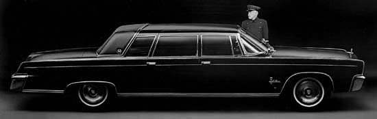 "Карета подана, сэр!" - изысканный лимузин Imperial 1965 года